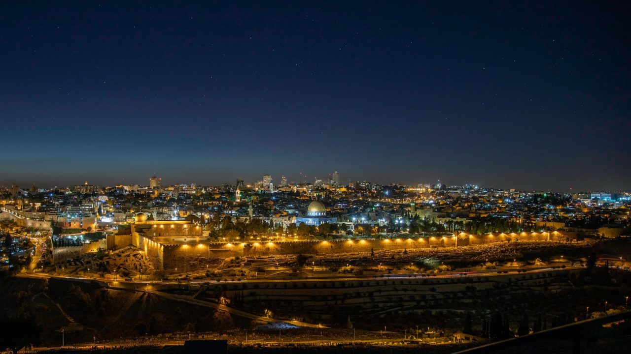 Pellegrinaggio dalla Giordania alla Terra Santa: l’Esodo con arrivo su Amman