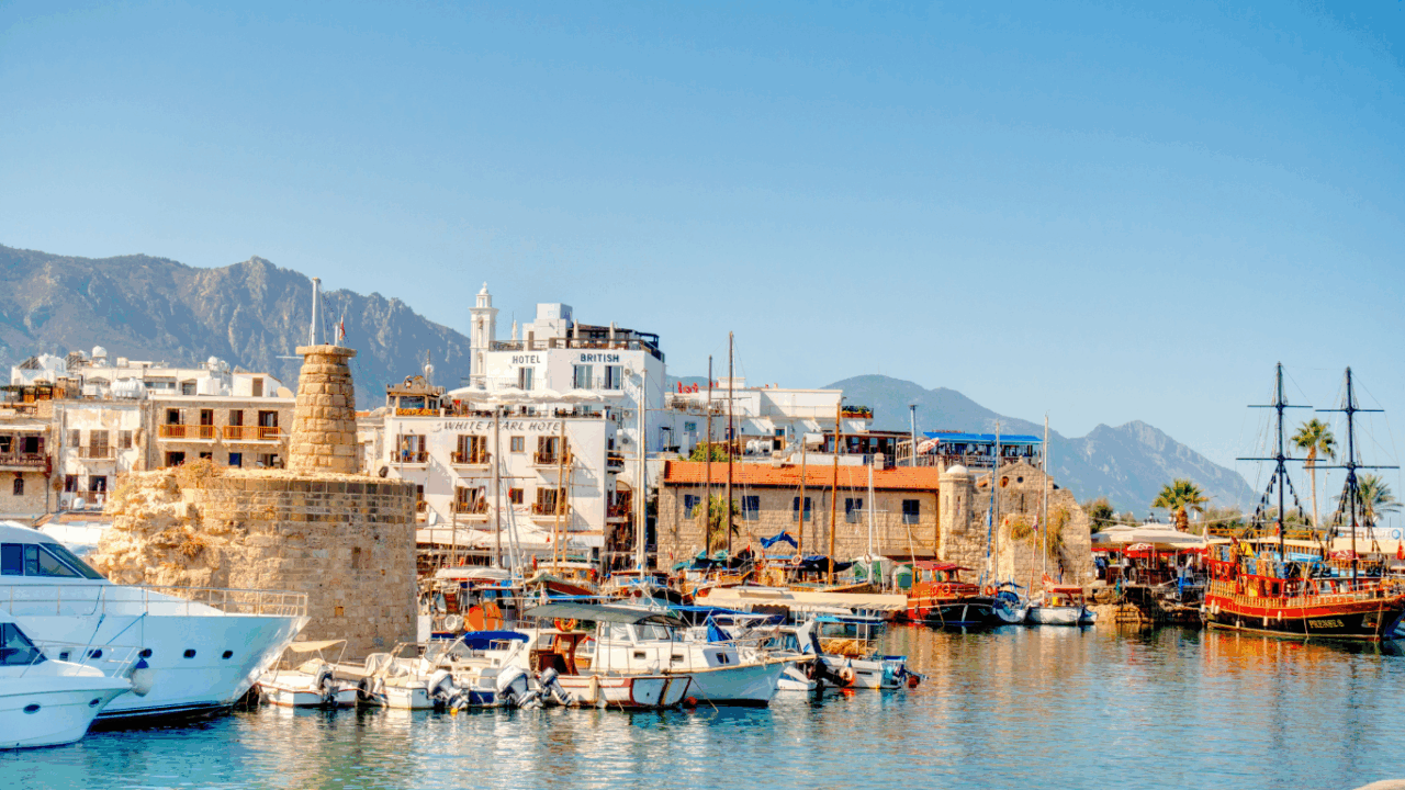 Viaggio a Cipro: Isola di storia e vino